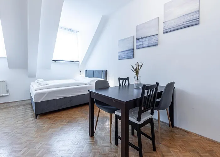 Apartment Rooftop Close To Main Station By Jr Wien